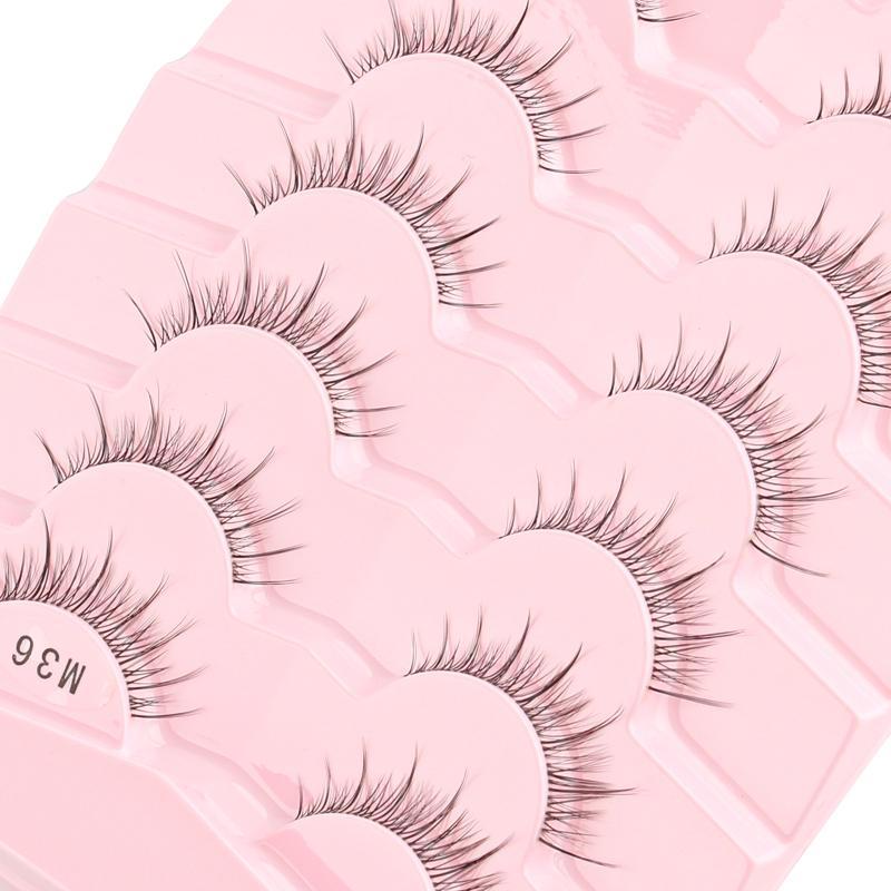 0.8cm Short Natural False Eyelashes, 7 Pairs Reusable Wispy Faux Cluster Lashes, Curling Transparent Stem Eye Makeup Lashes Strip