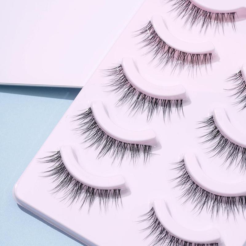 5 Pairs Natural Look False Eyelashes, Wispy Clear Band Faux Cluster Lashes, Fish Tail Shaped Curling Eye Makeup Lashes Strip