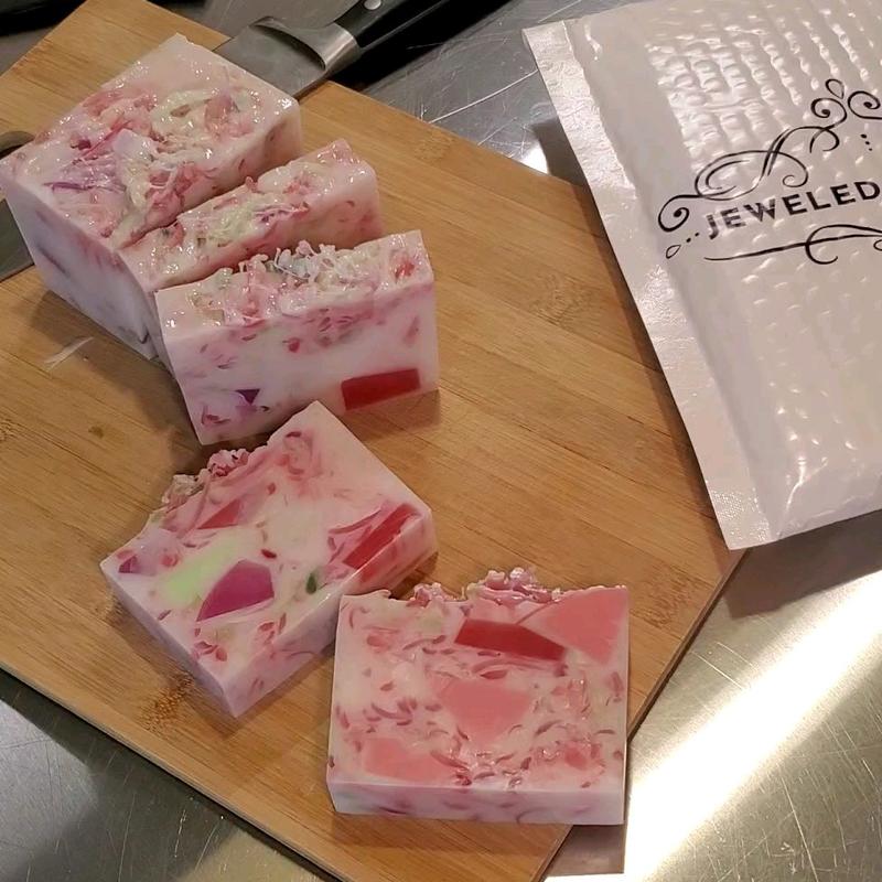 Artisan Soap Bar 5 oz. – Multiple Scents Available