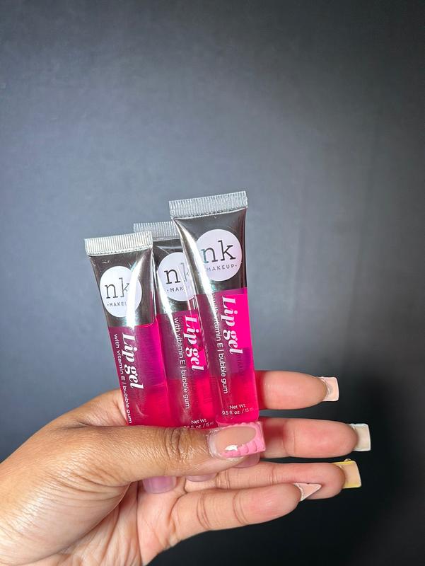 NK Lipgloss Long-lasting Lightweight Hydrating