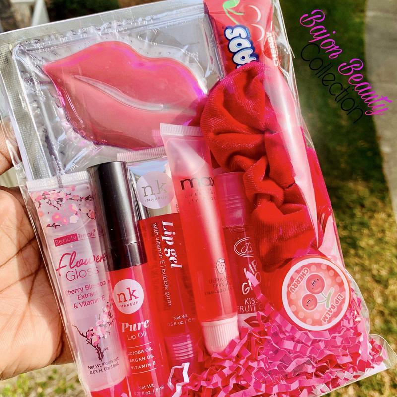 Lip Gloss Bundle, Makeup, Lip Oil, Moisturizer, Cosmetic, Lip Balm, Lip Care, Lipstick Strawberry Cherry, Gift Hydrating Moisture, Lip gloss gift set, Glossy Lip oil, Lipstick Makeup, Lip scrub, Lip mask Hydrate Color