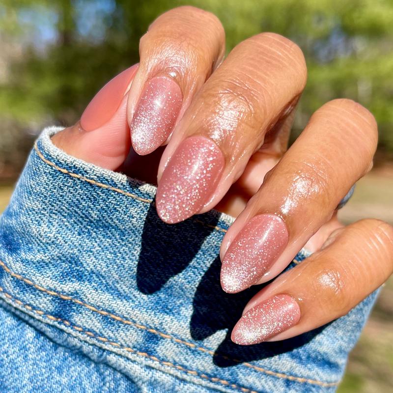 Neutral Velvet - Press-On nails | Medium | Almond